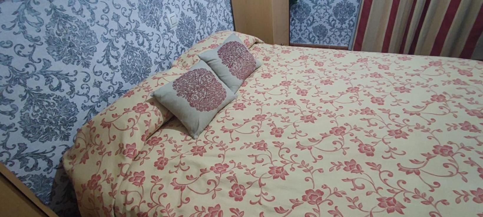 Habitación en Ocaña Quarto foto